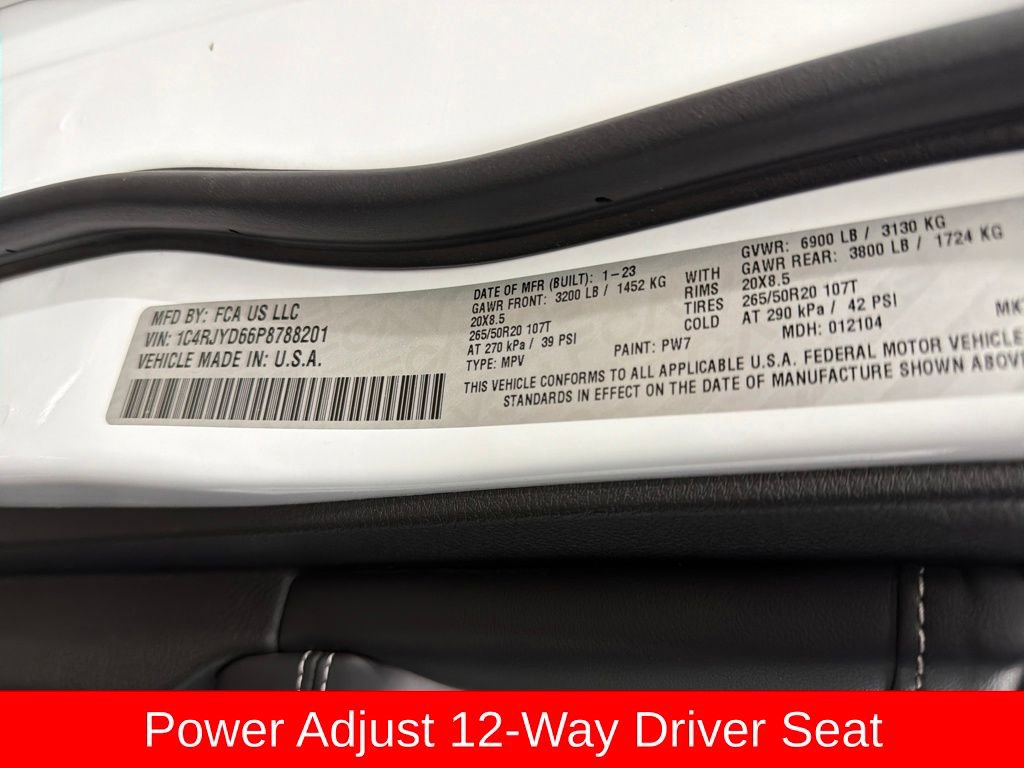 Used 2023 Jeep Grand Cherokee Overland w/ Advanced Protech Group III image 35