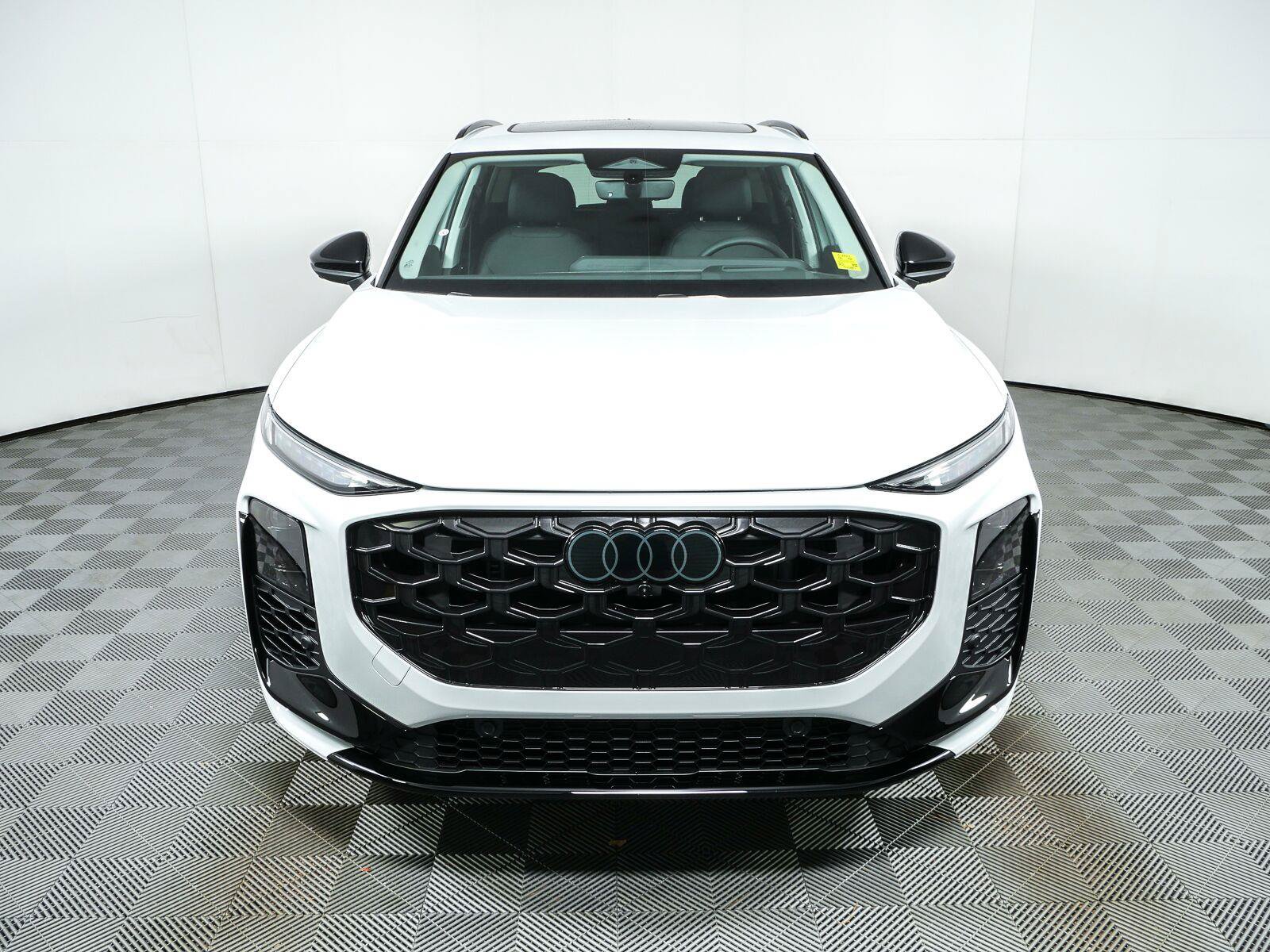 New 2026 Audi Q3 quattro 2.0T AWD/4WD image 28