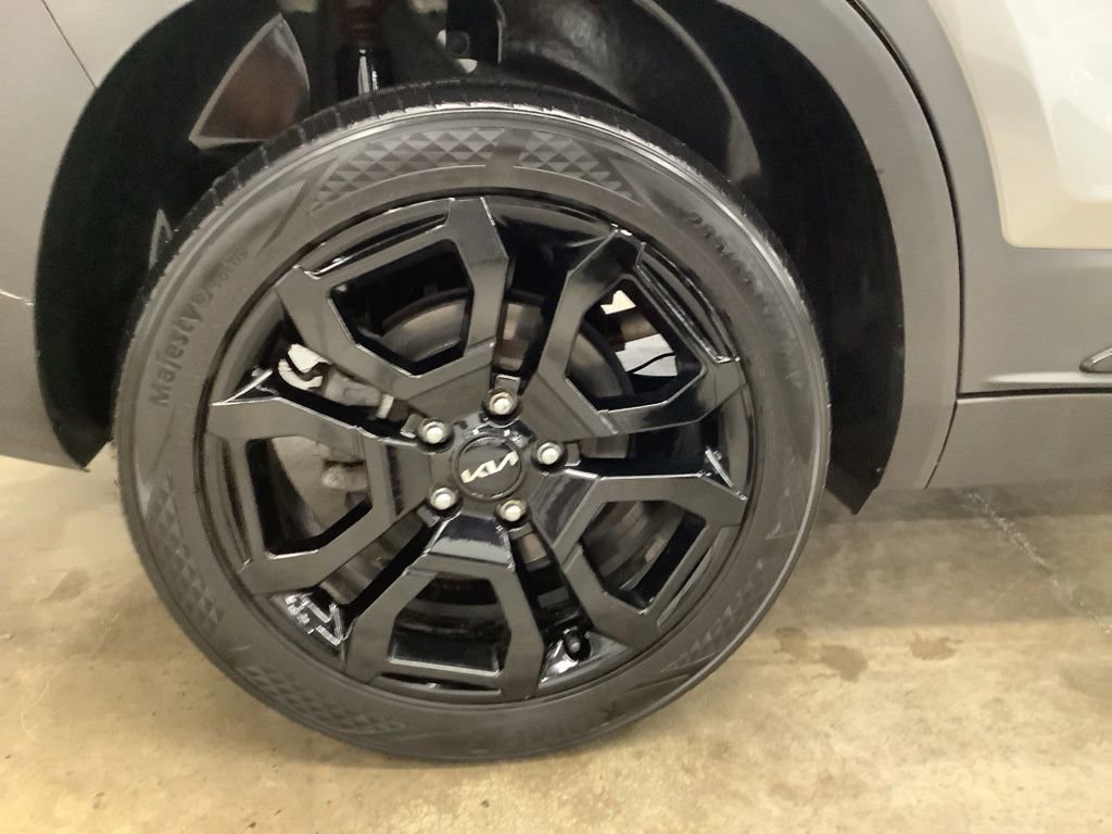 Certified 2024 Kia Seltos X-Line AWD/4WD image 22