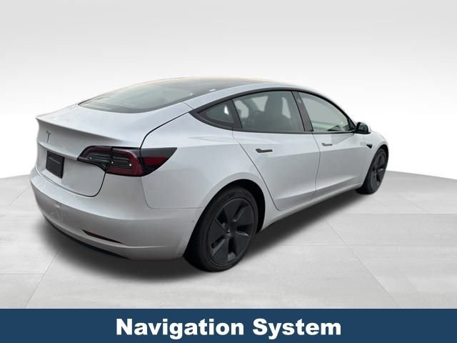 Used 2021 Tesla Model 3 Standard Range Plus image 6