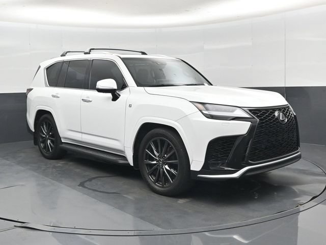 Used 2023 Lexus LX 600 F Sport w/ Accessory Package (Z1) AWD/4WD image 35