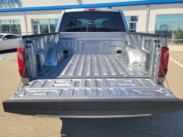 Used 2025 Ford F150 XLT w/ Equipment Group 301A Standard AWD/4WD image 11