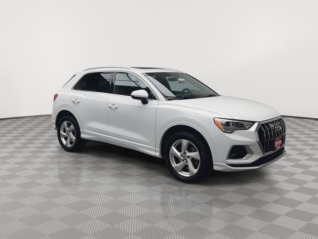Used 2019 Audi Q3 2.0T Premium image 32