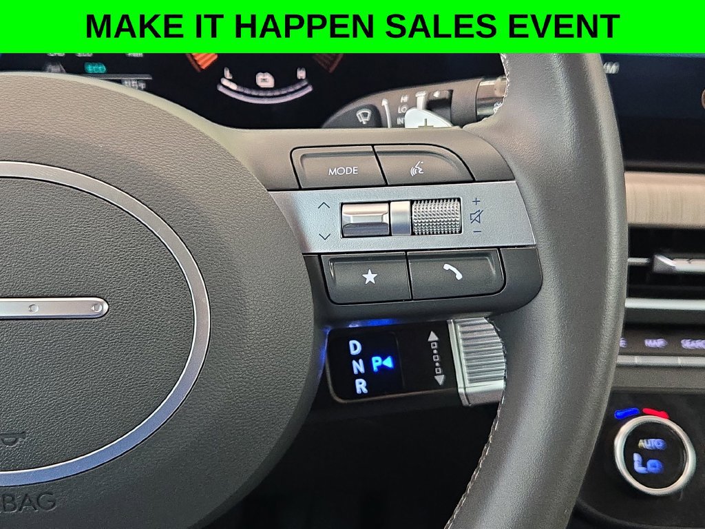 Used 2025 Hyundai Sonata SEL FWD image 22