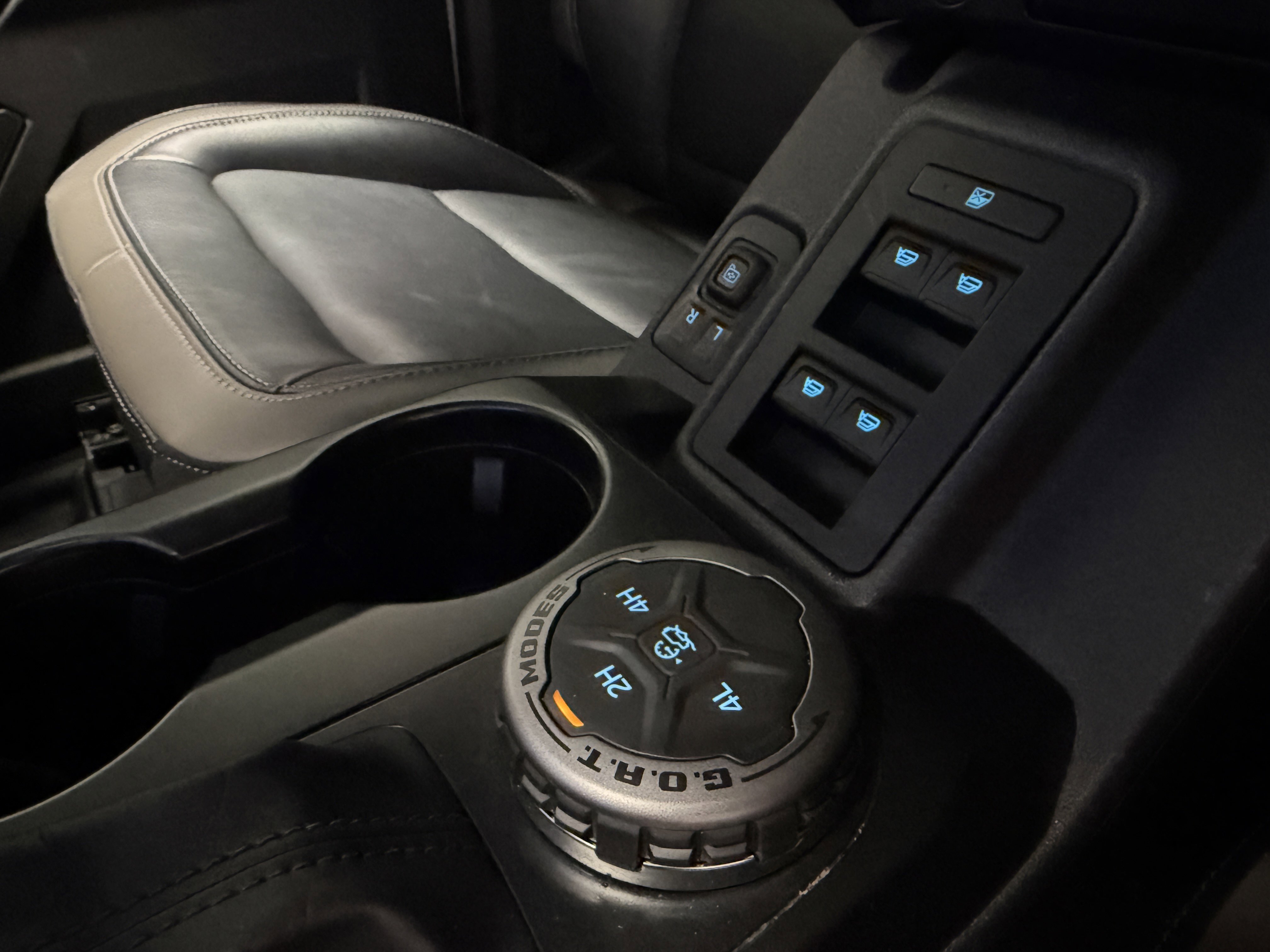 Used 2025 Ford Bronco Outer Banks image 18