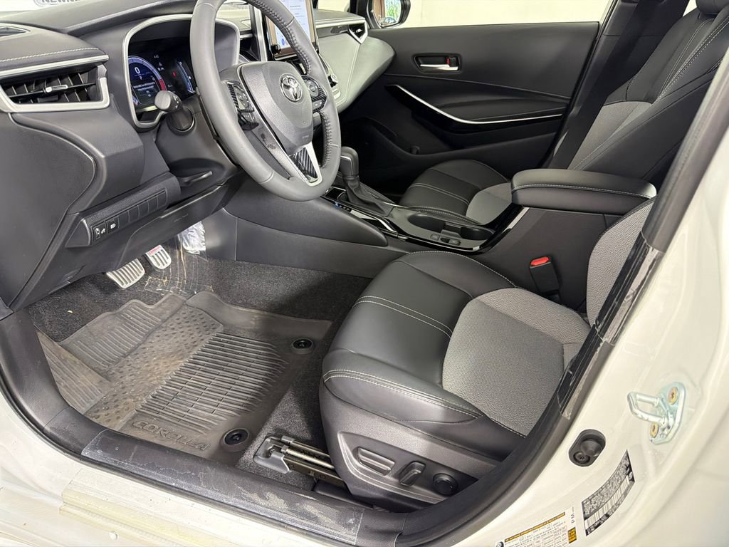 Used 2024 Toyota Corolla XSE image 9