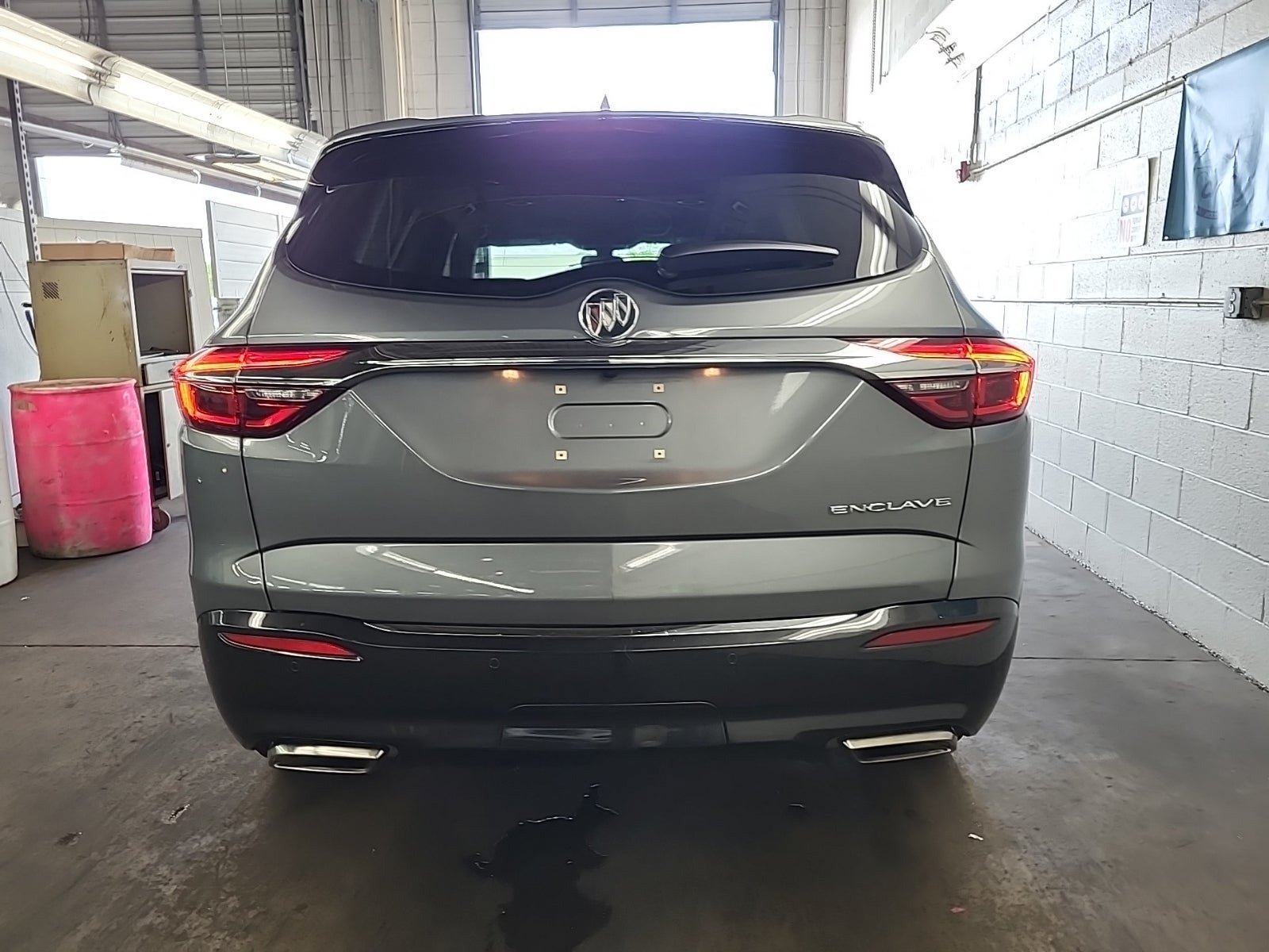 Used 2019 Buick Enclave Essence FWD image 4