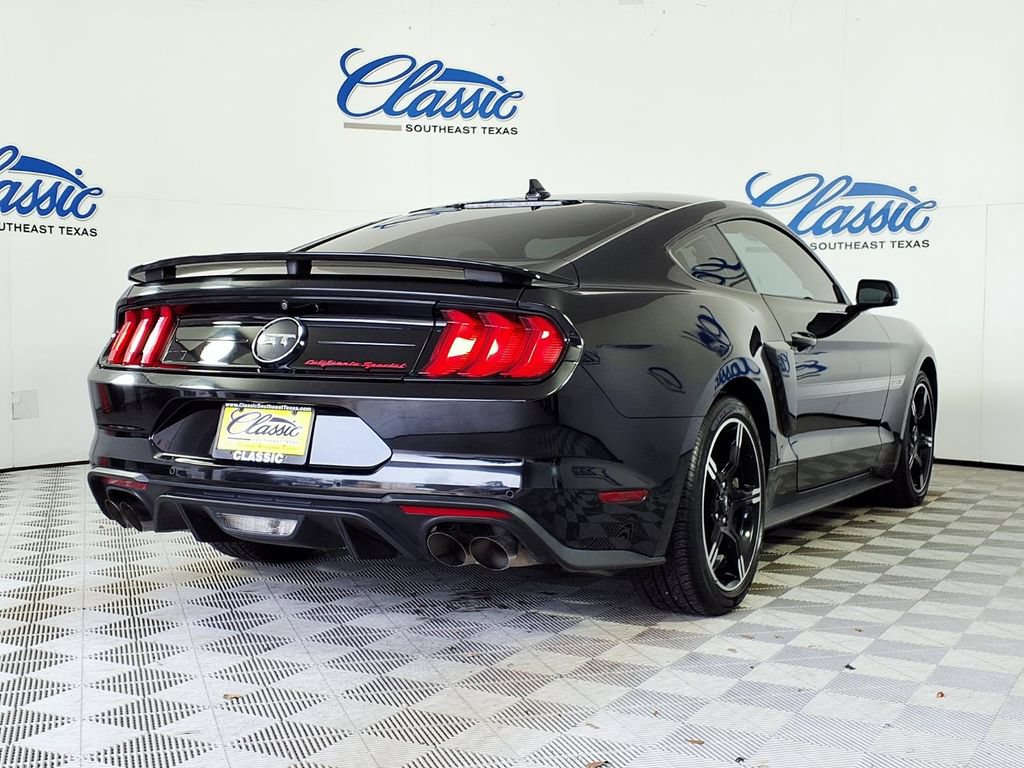 Used 2020 Ford Mustang GT Premium w/ Equipment Group 401A RWD image 6