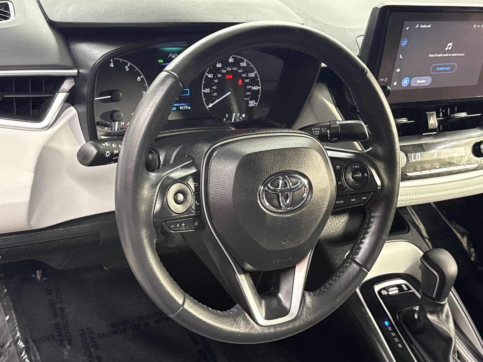 Used 2024 Toyota Corolla SE w/ SE Convenience Package FWD image 28