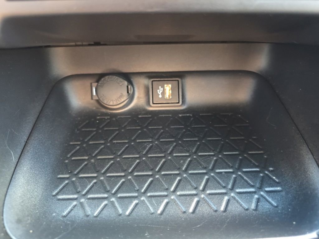 Used 2025 Toyota RAV4 LE image 26