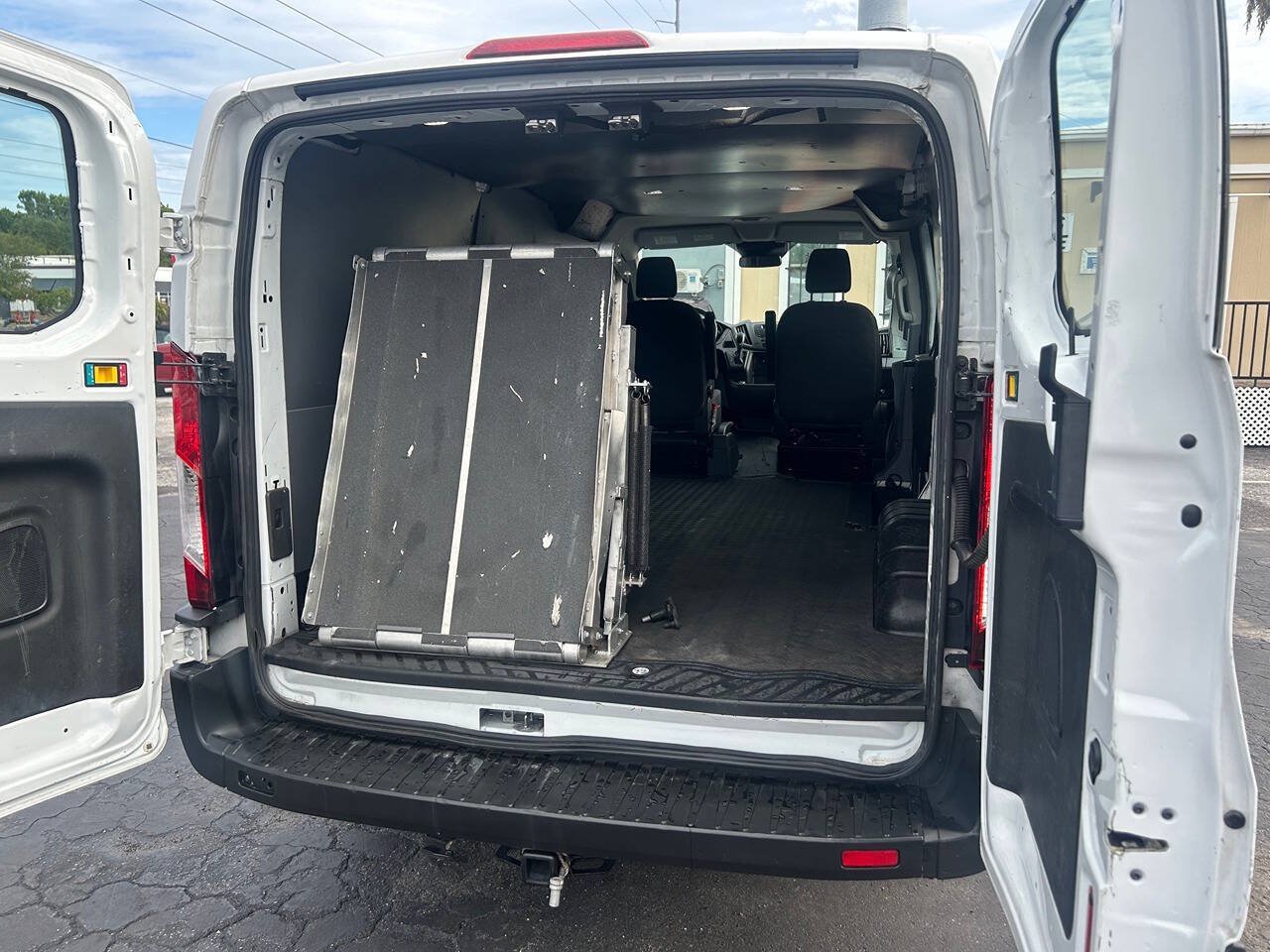 Used 2018 Ford Transit 250 130 Low Roof w/ Exterior Upgrade Package RWD image 7