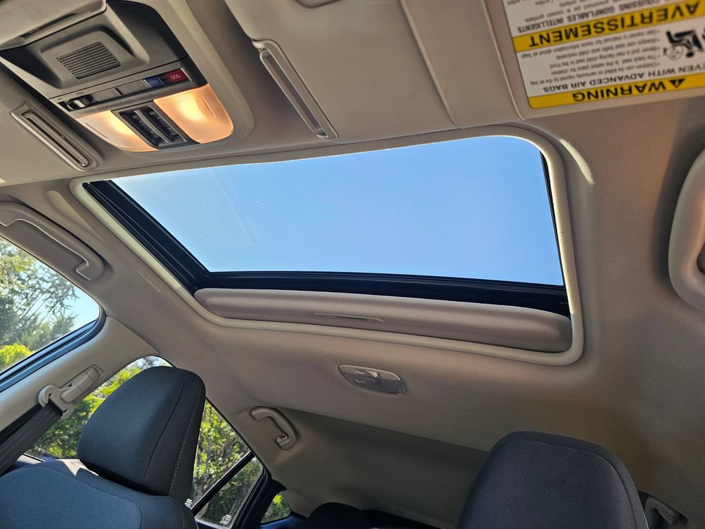 Certified 2025 Subaru Crosstrek 2.5i Premium AWD/4WD image 21
