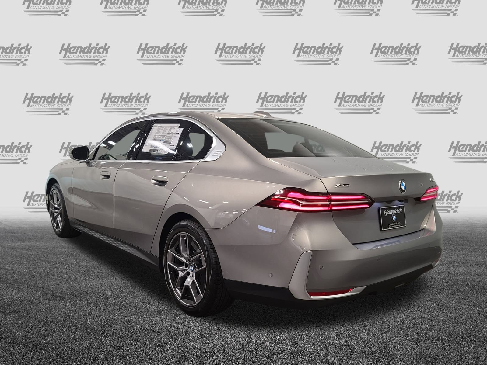 New 2026 BMW 530i xDrive w/ Premium Package image 6