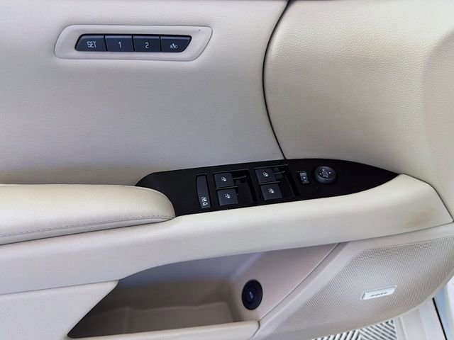 Used 2013 Cadillac XTS Luxury image 20