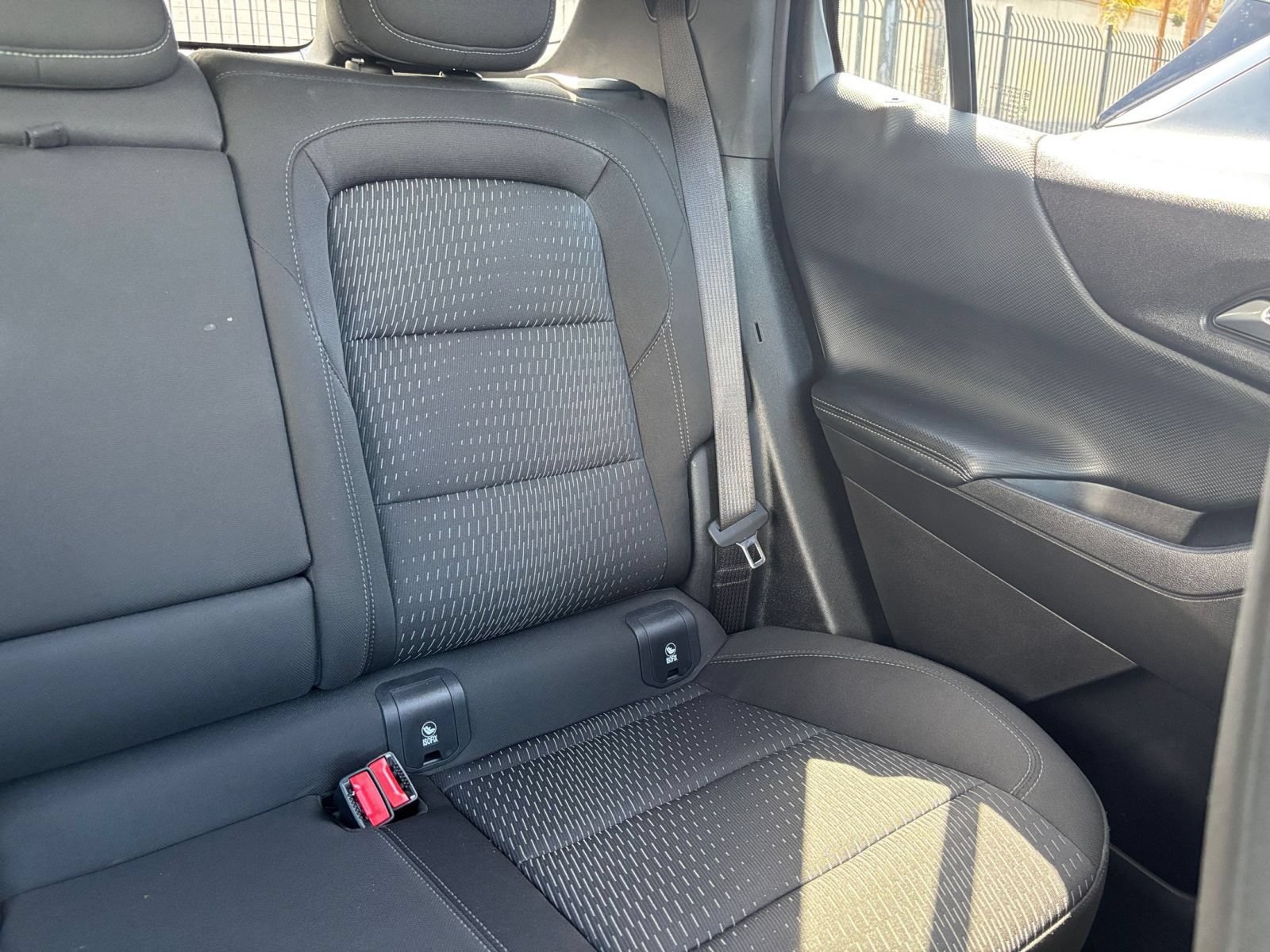 Used 2025 Chevrolet Equinox LT FWD image 37