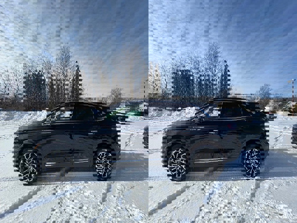 Used 2020 Lincoln Nautilus Reserve image 8