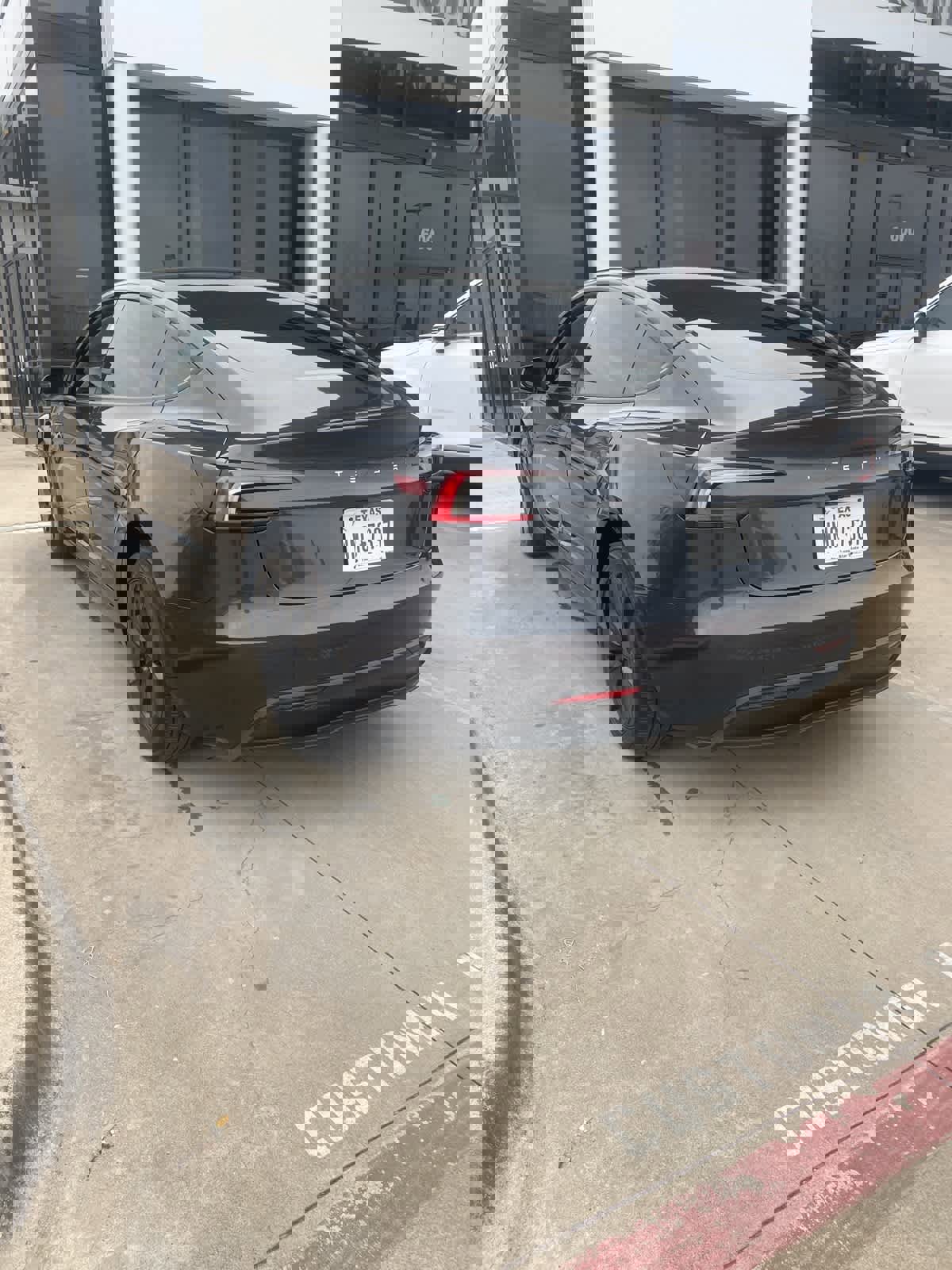 Used 2025 Tesla Model 3 Long Range image 4