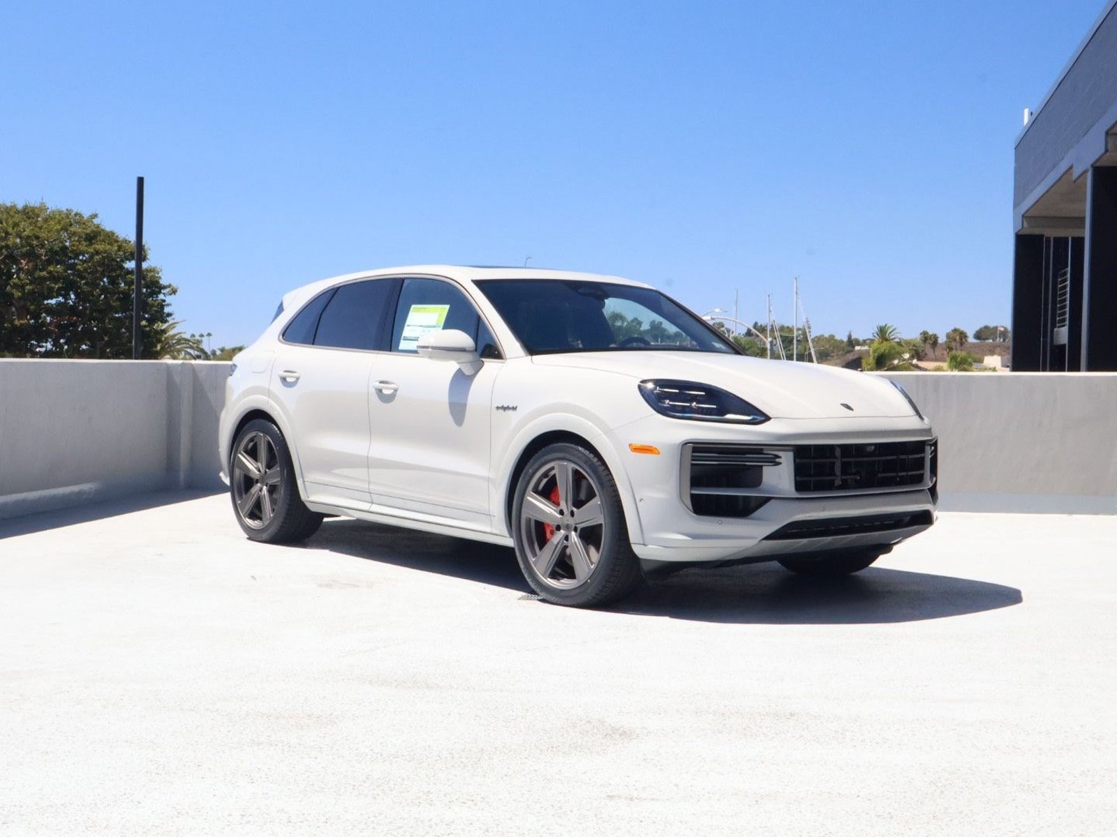 New 2026 Porsche Cayenne Turbo AWD/4WD image 7