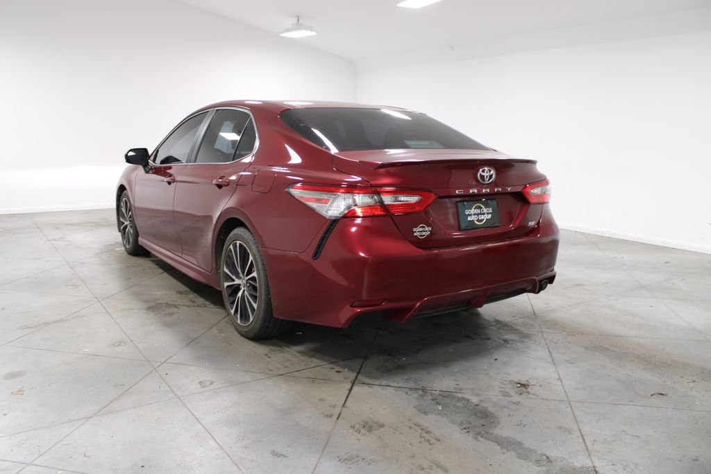 Used 2018 Toyota Camry SE image 7