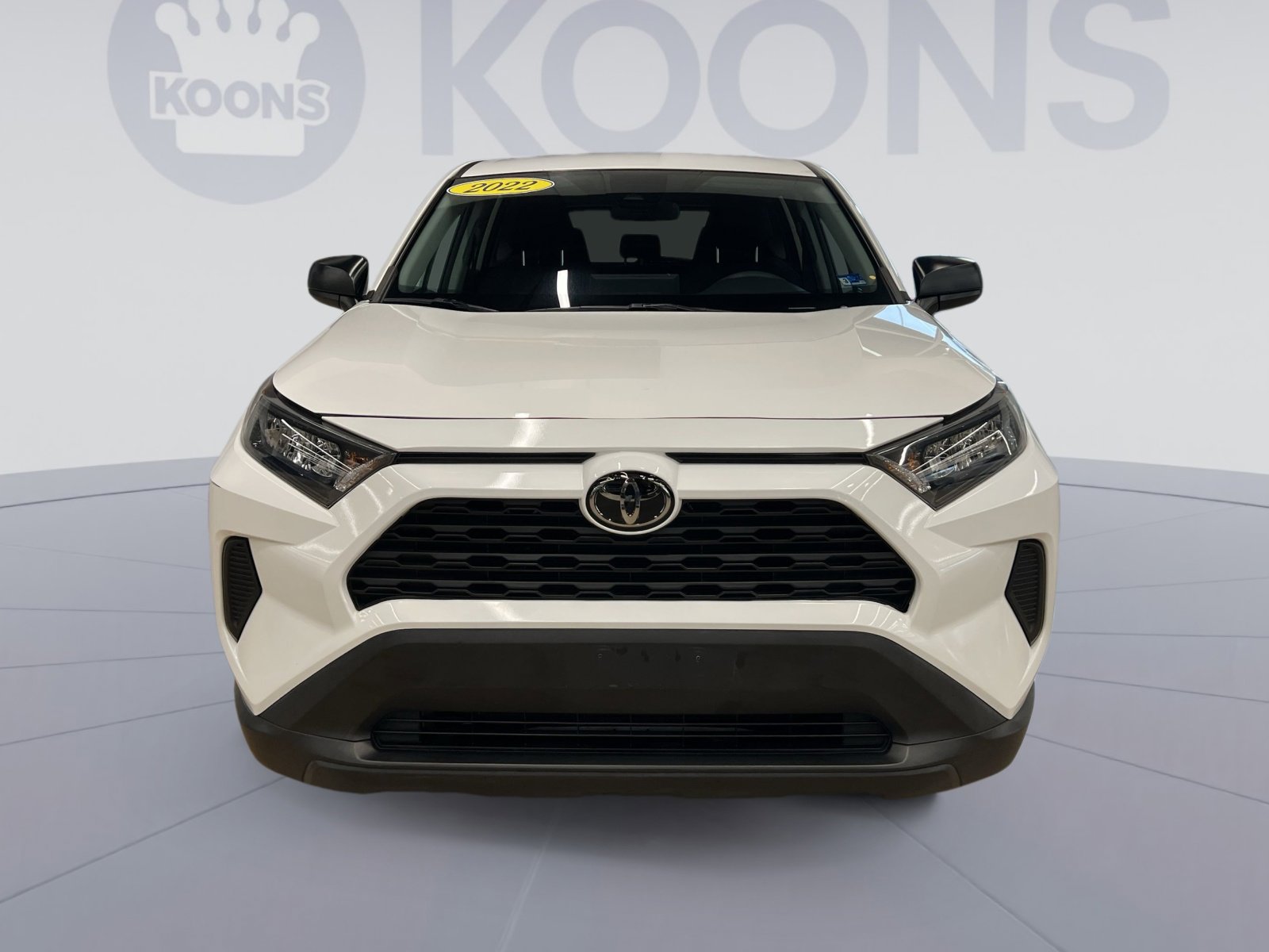 Used 2022 Toyota RAV4 LE image 10