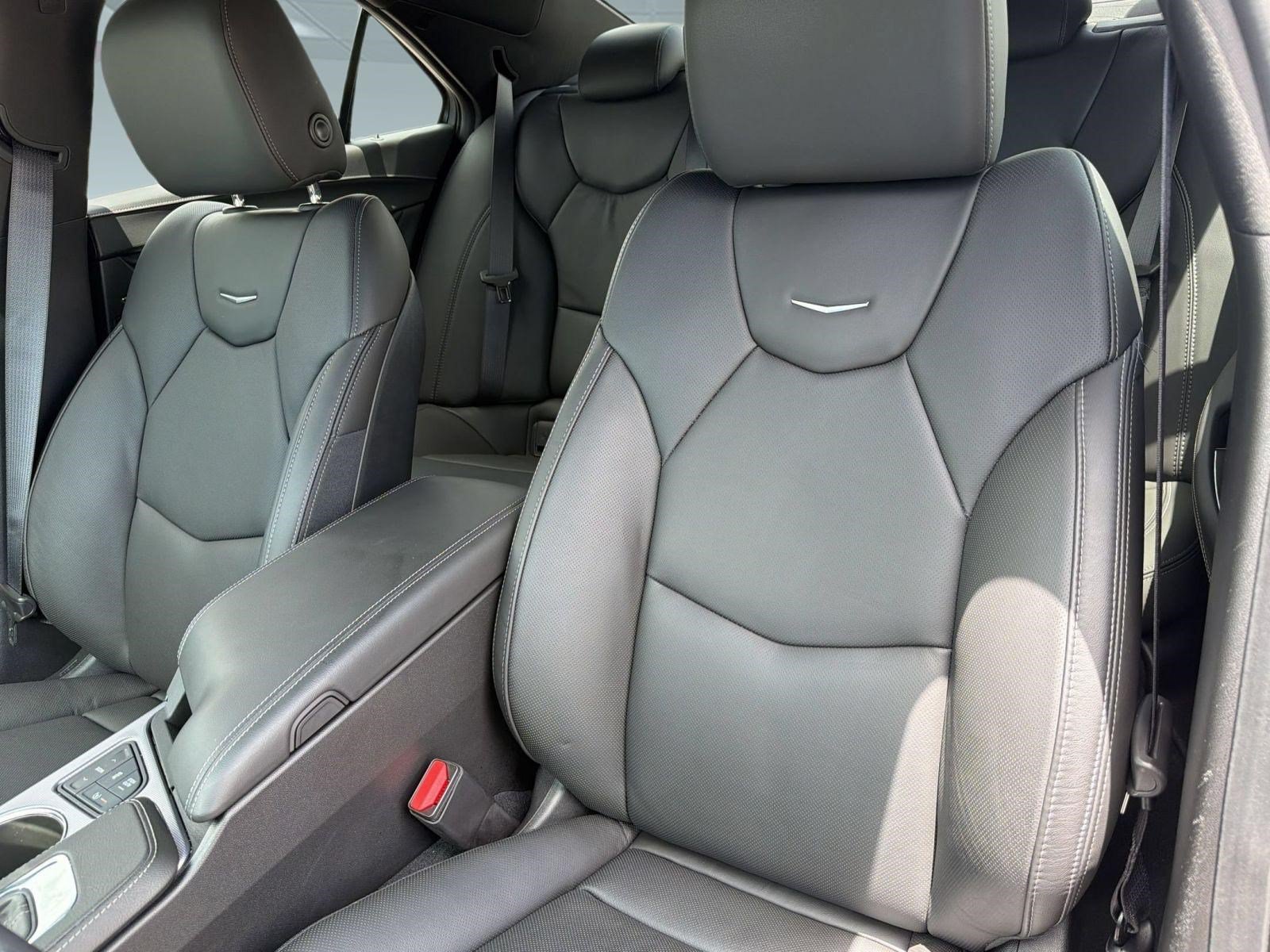 Used 2025 Cadillac CT4 Premium Luxury RWD image 26
