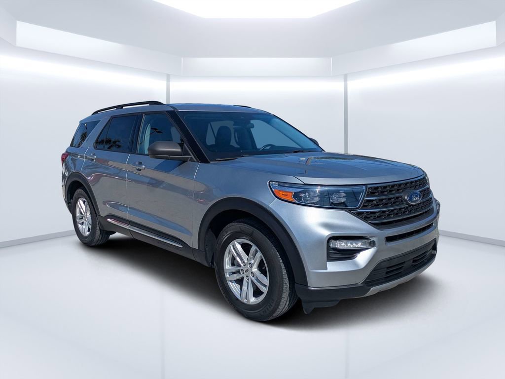 Used 2023 Ford Explorer XLT w/ Equipment Group 202A RWD image 48