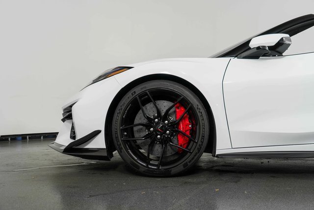 Used 2025 Chevrolet Corvette Z06 w/ Z07 Performance Package image 12