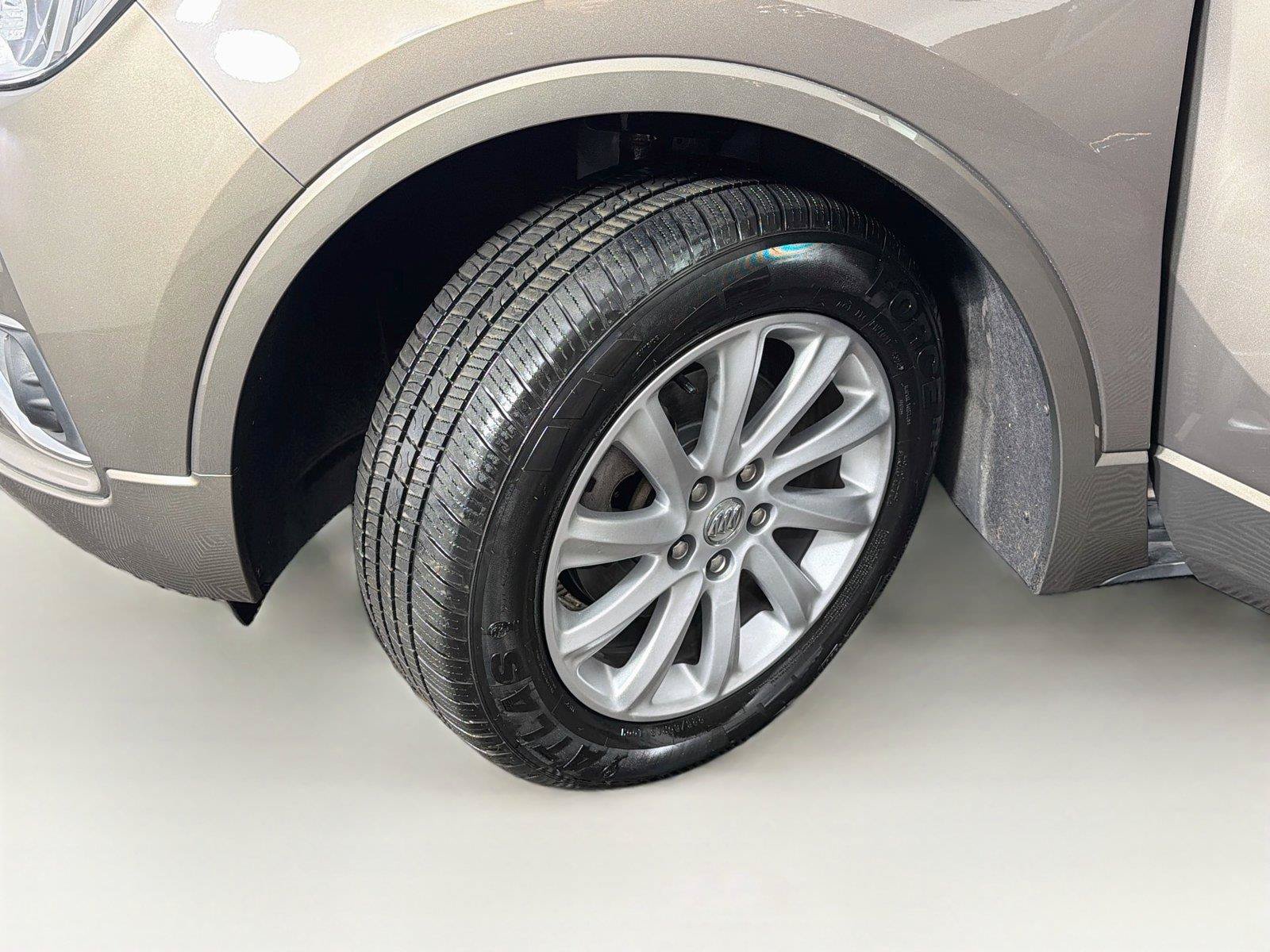 Used 2019 Buick Envision Essence AWD/4WD image 37
