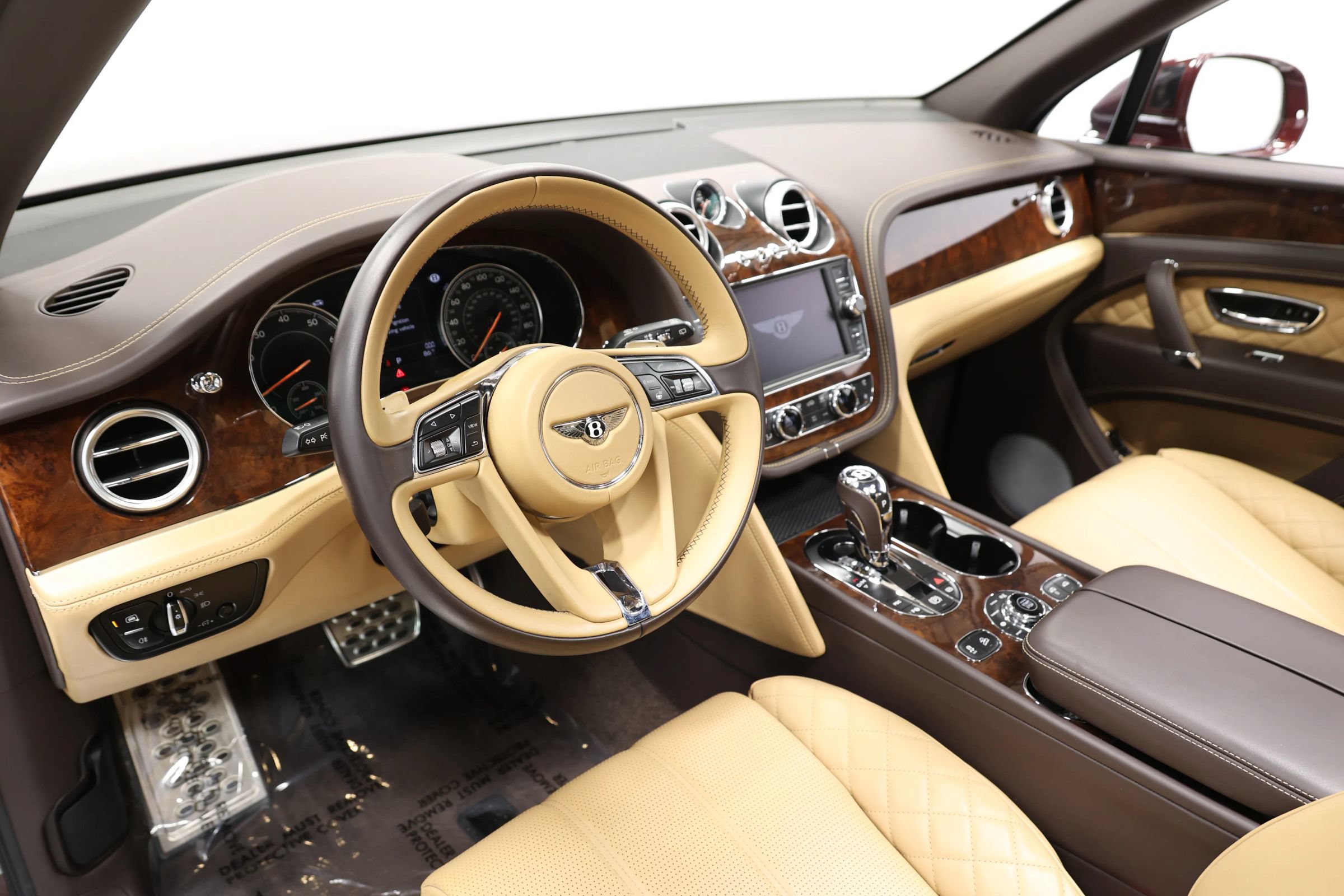Used 2018 Bentley Bentayga AWD/4WD image 20