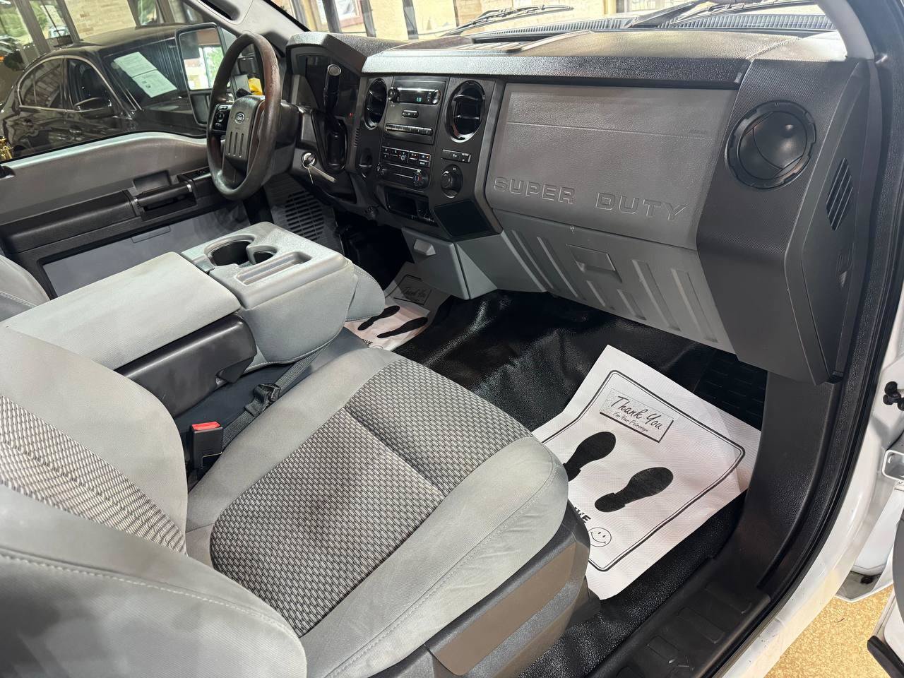 Used 2015 Ford F250 XL w/ Power Equipment Group RWD image 9