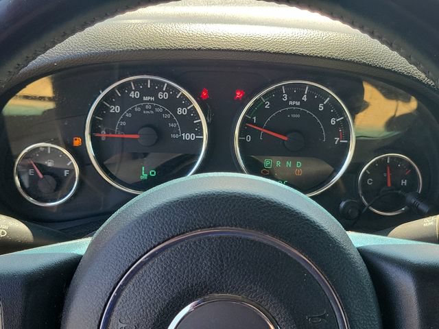 Used 2012 Jeep Wrangler Unlimited Sport AWD/4WD image 9