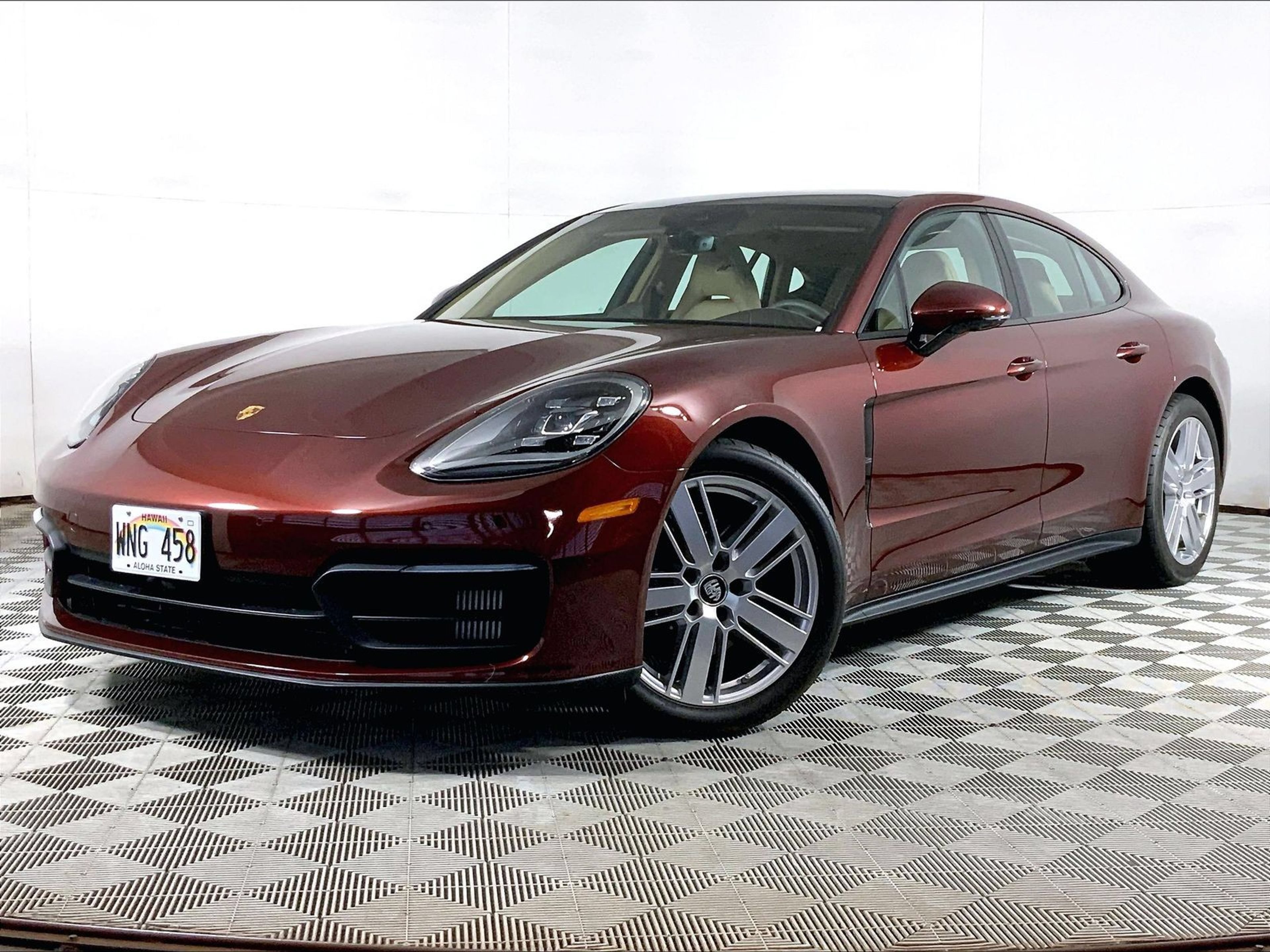 Certified 2022 Porsche Panamera RWD image 1
