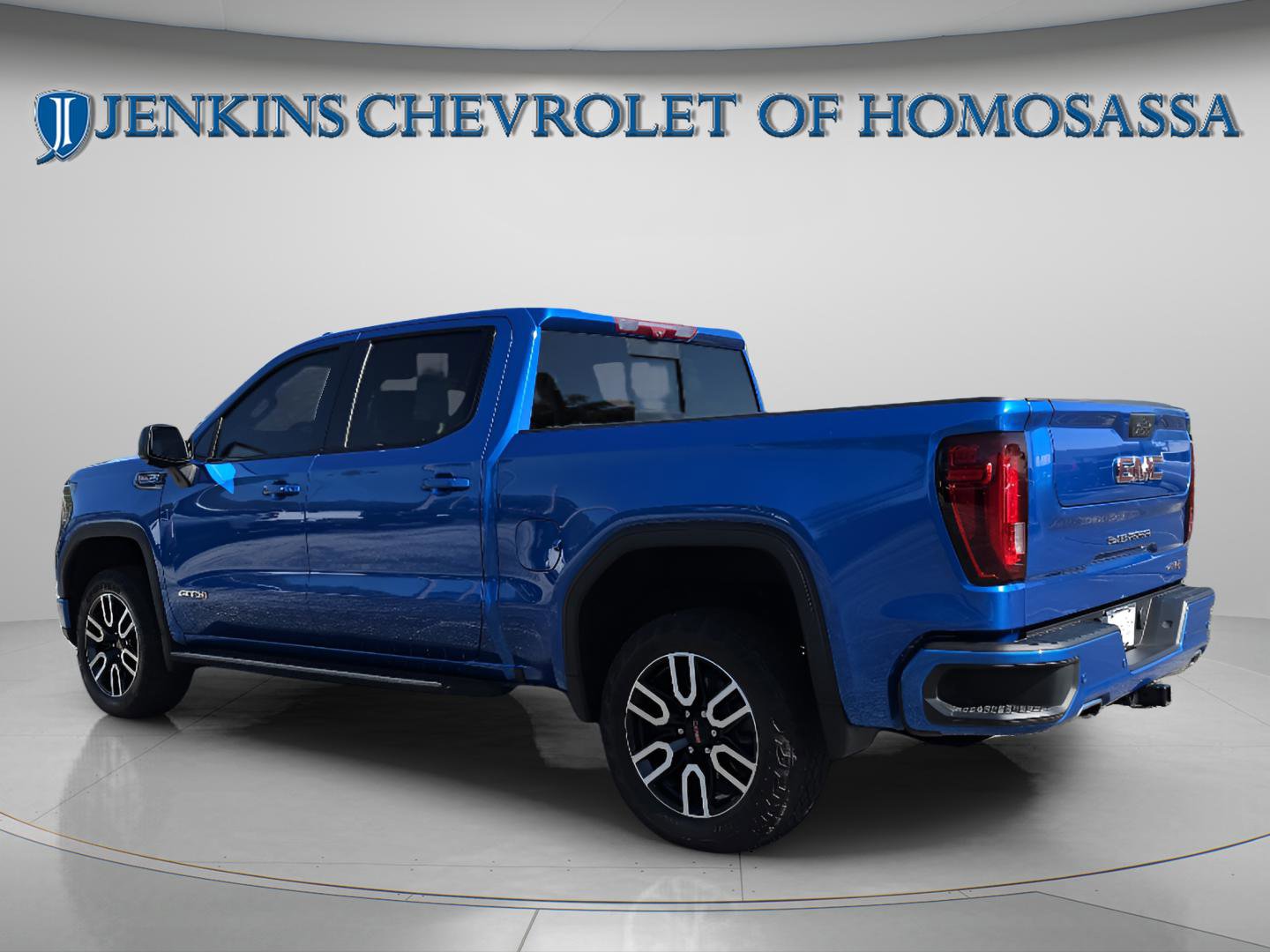 Used 2023 GMC Sierra 1500 AT4 w/ AT4 Premium Package AWD/4WD image 8