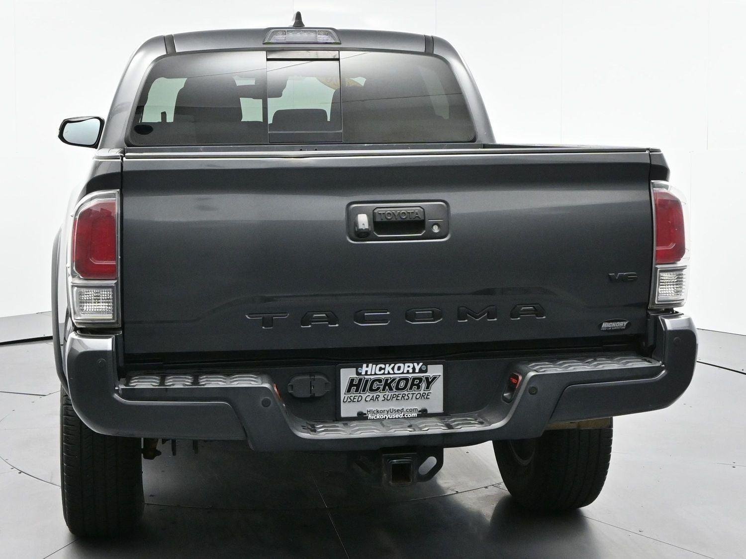 Used 2020 Toyota Tacoma TRD Off-Road w/ Technology Package AWD/4WD image 6