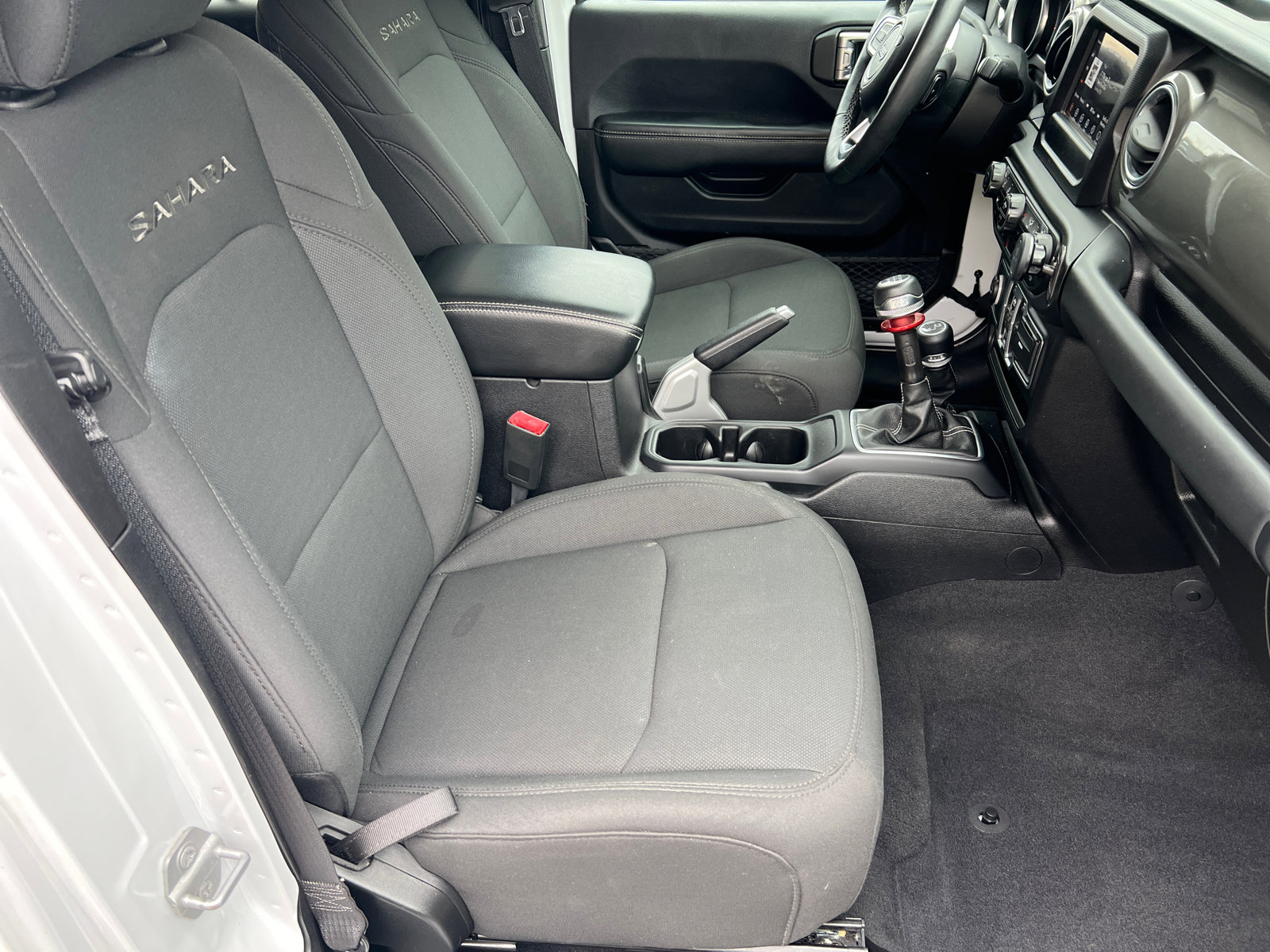 Used 2018 Jeep Wrangler Unlimited Sahara w/ LED Lighting Group image 13