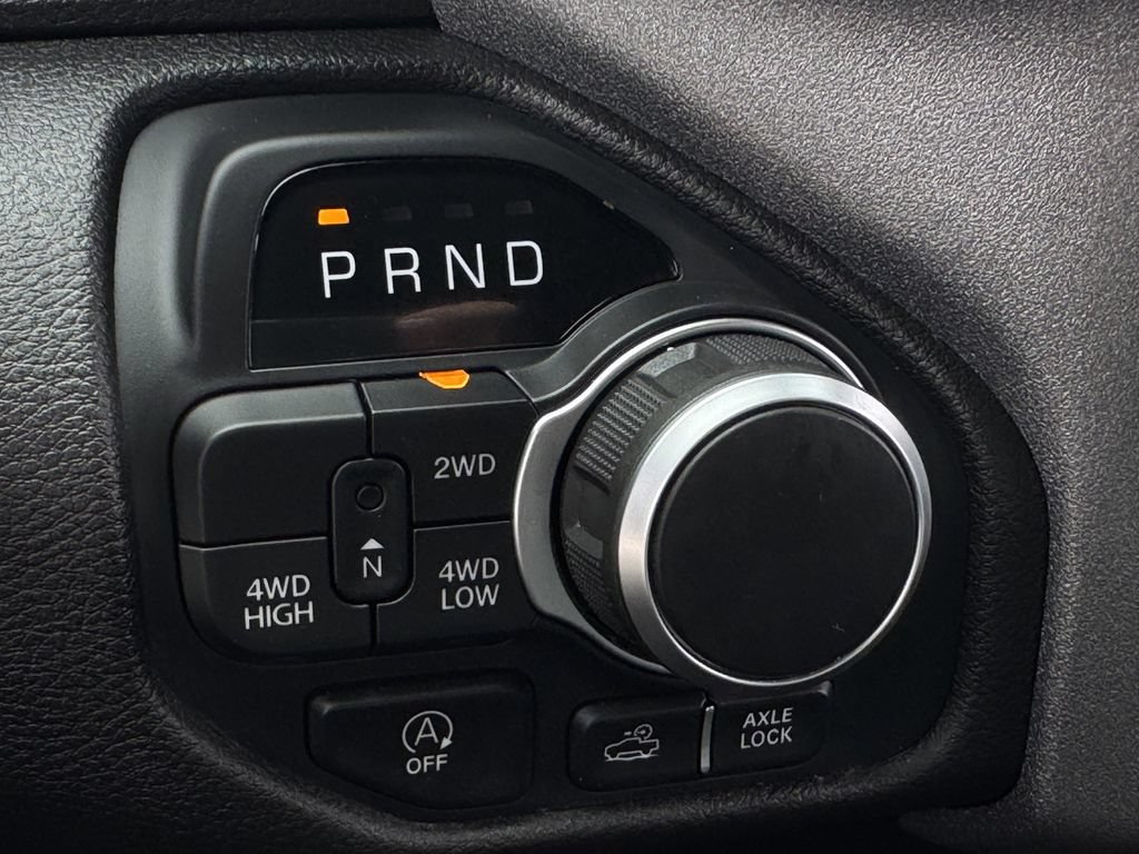 Used 2025 RAM 1500 Warlock AWD/4WD image 20