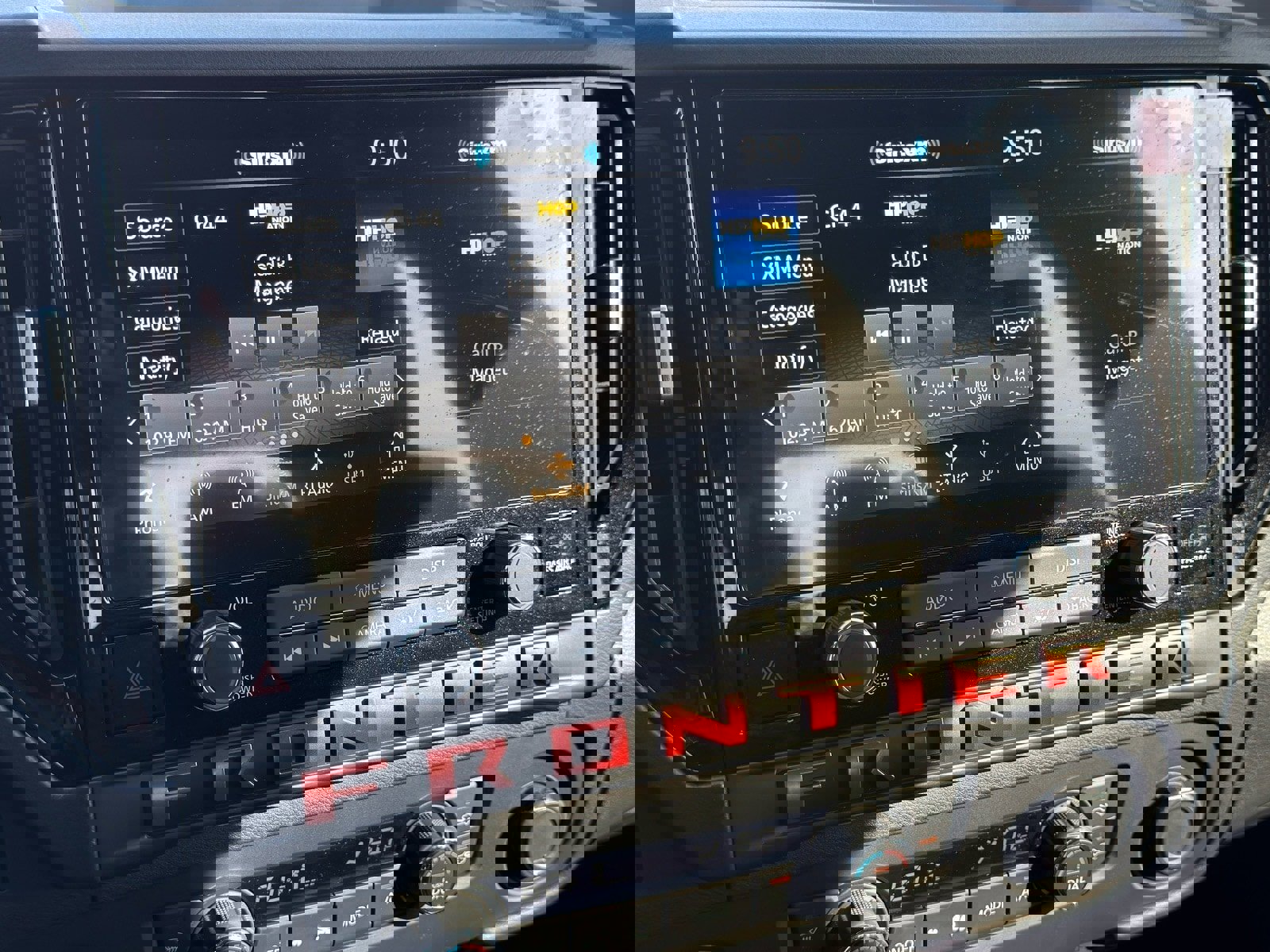 New 2026 Nissan Frontier PRO-4X w/ Pro-4x Convenience Package image 19