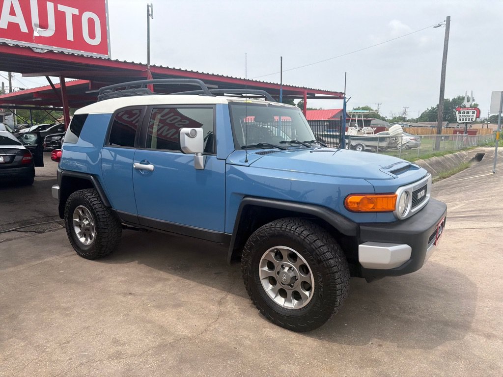 Used 2012 Toyota FJ Cruiser 4WD w/ Upgrade Pkg image 21