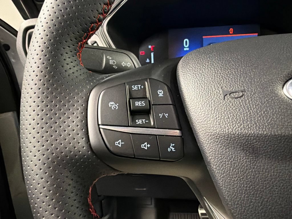 Certified 2024 Ford Escape ST-Line w/ Tech Pack #1 AWD/4WD image 17