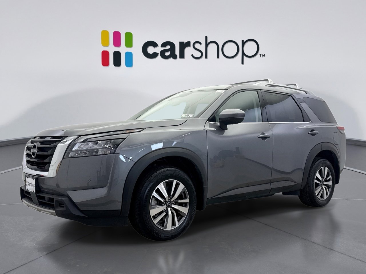Used 2025 Nissan Pathfinder SL image 1