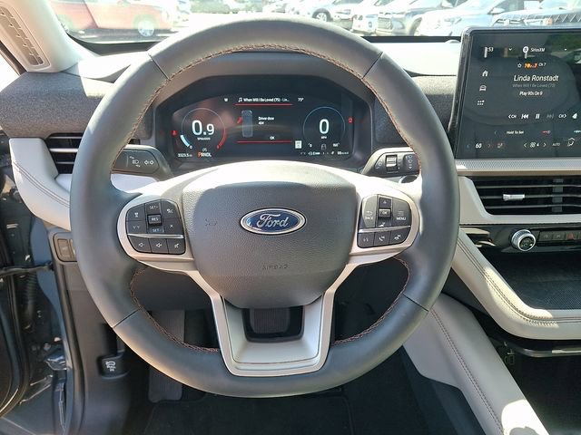 Used 2025 Ford Explorer Active w/ Active Comfort Package RWD image 14