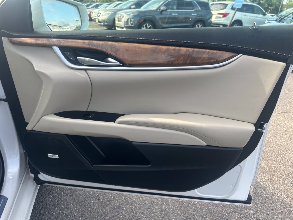 Used 2018 Cadillac XTS Luxury FWD image 18