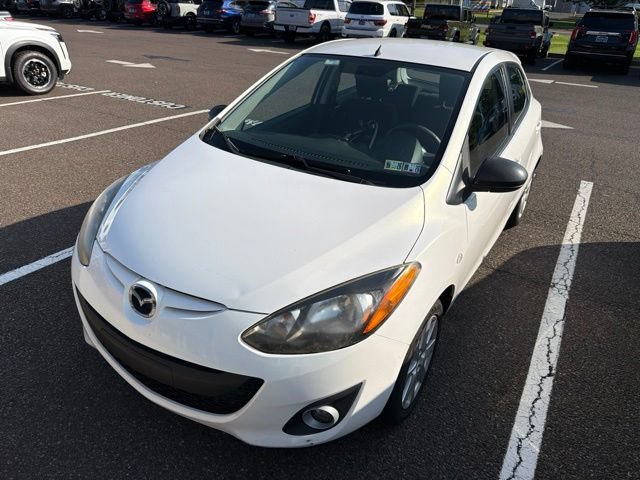 Used 2011 MAZDA MAZDA2 Touring FWD image 2
