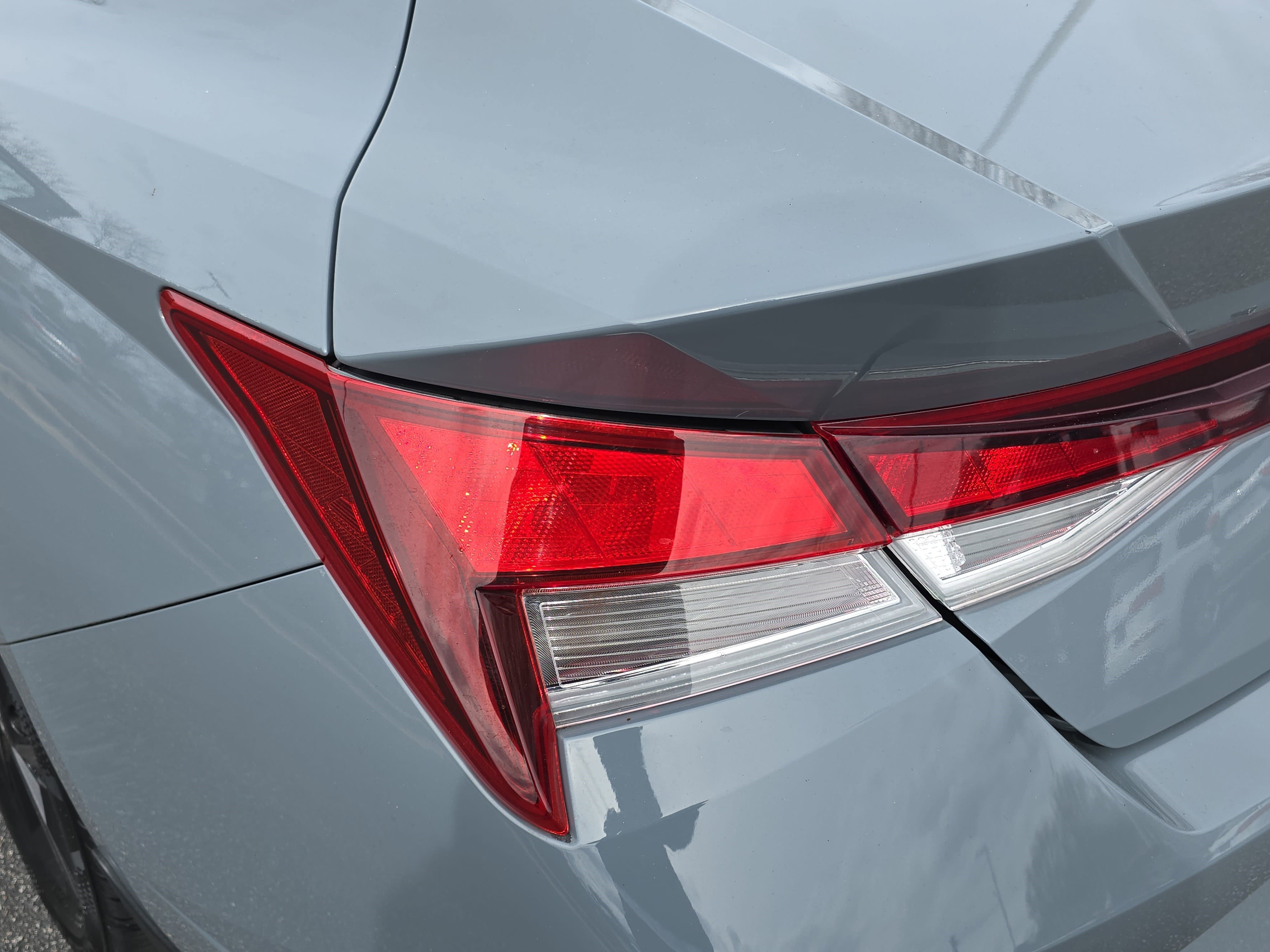 Used 2022 Hyundai Elantra SEL image 26