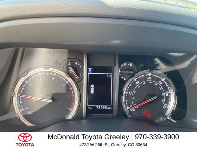 Used 2022 Toyota 4Runner TRD Off-Road Premium AWD/4WD image 15