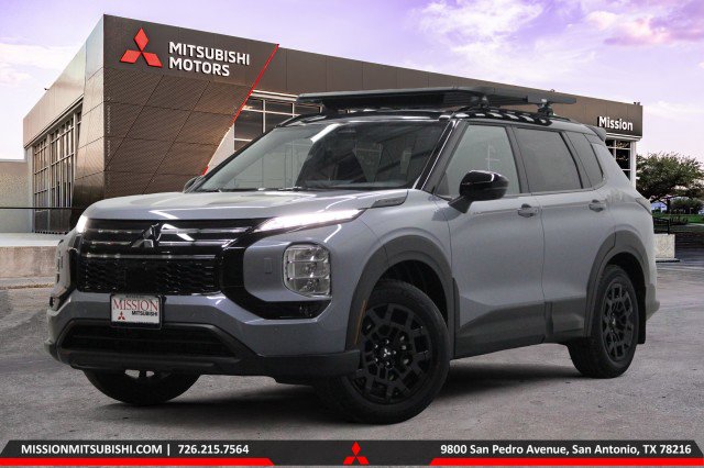 New 2026 Mitsubishi Outlander Trail Edition