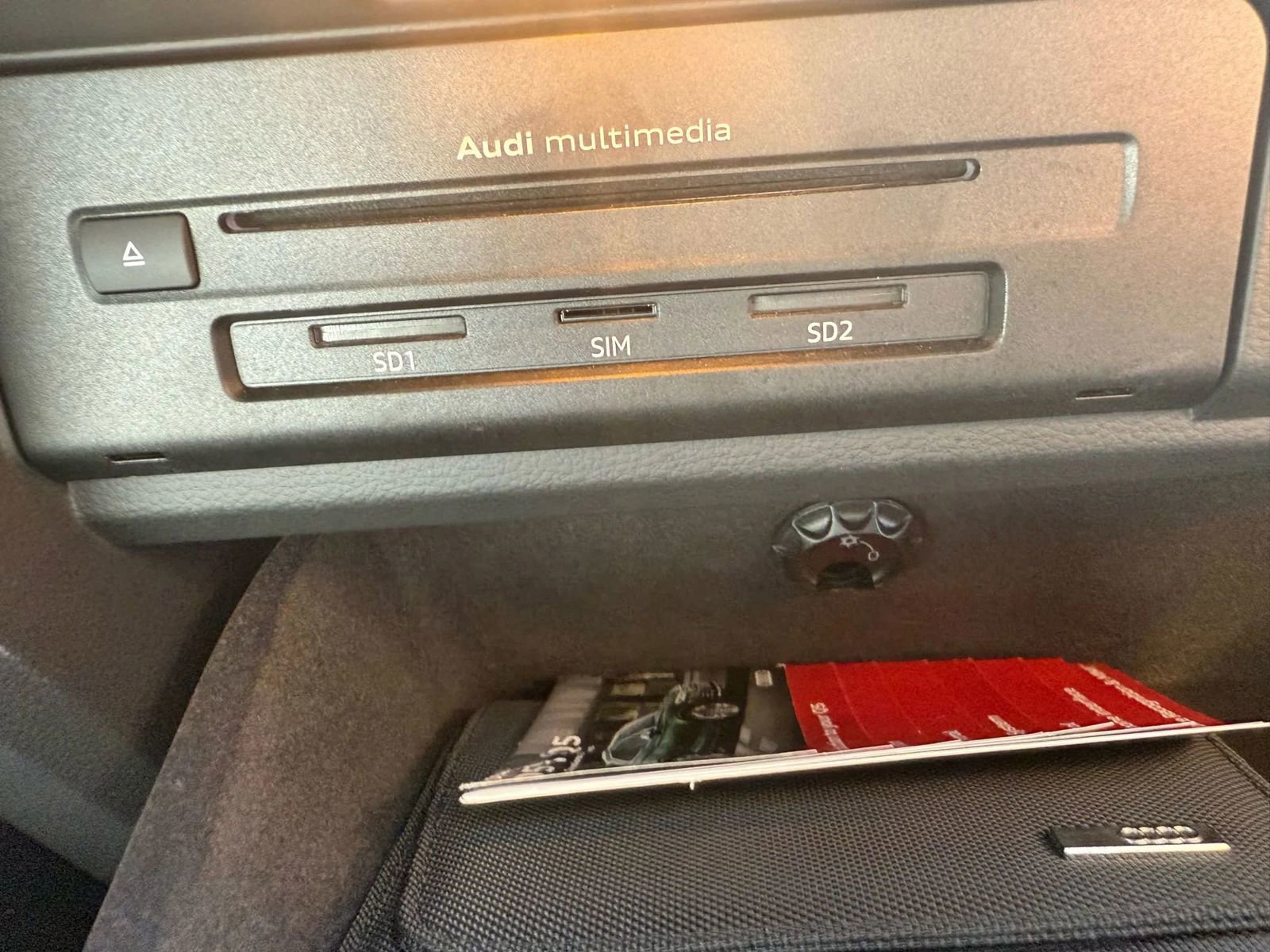 Used 2018 Audi SQ5 Premium Plus w/ Navigation Package image 60