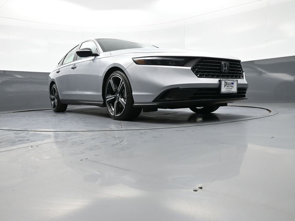 Certified 2025 Honda Accord Sport image 27