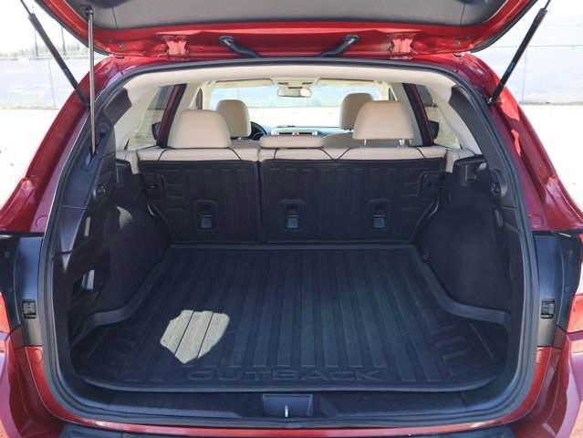 Used 2016 Subaru Outback 2.5i Limited image 6