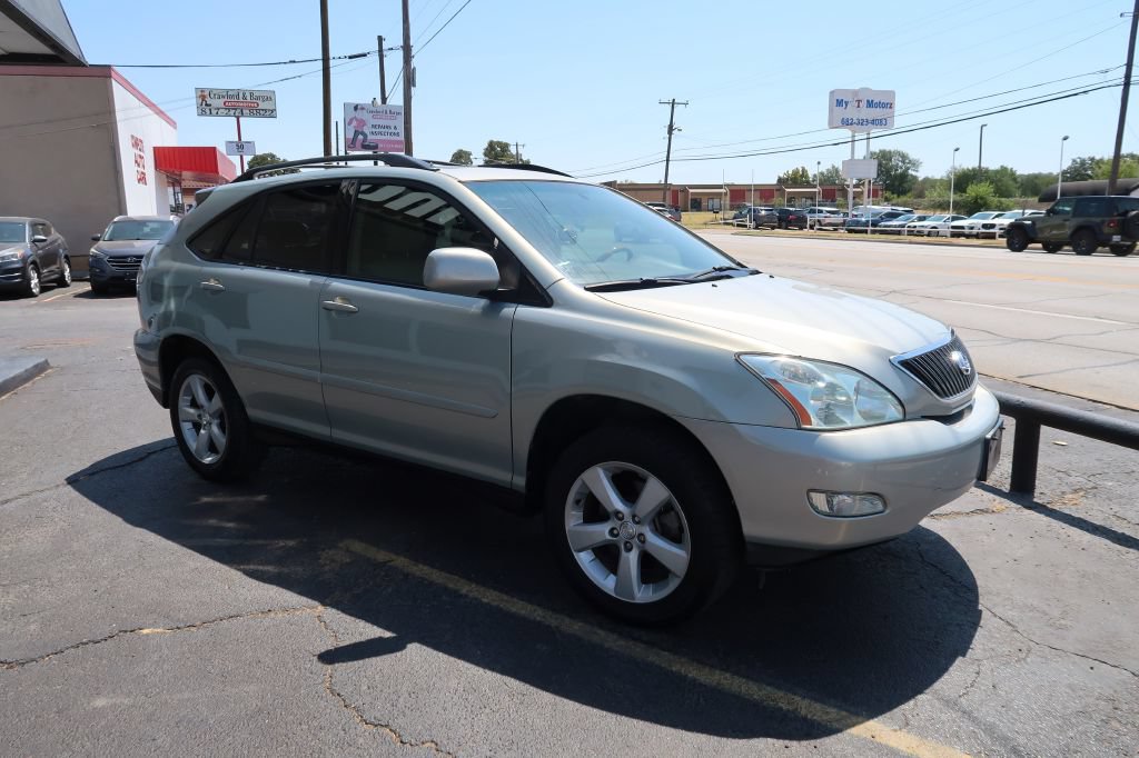 Used 2004 Lexus RX 330 FWD image 2